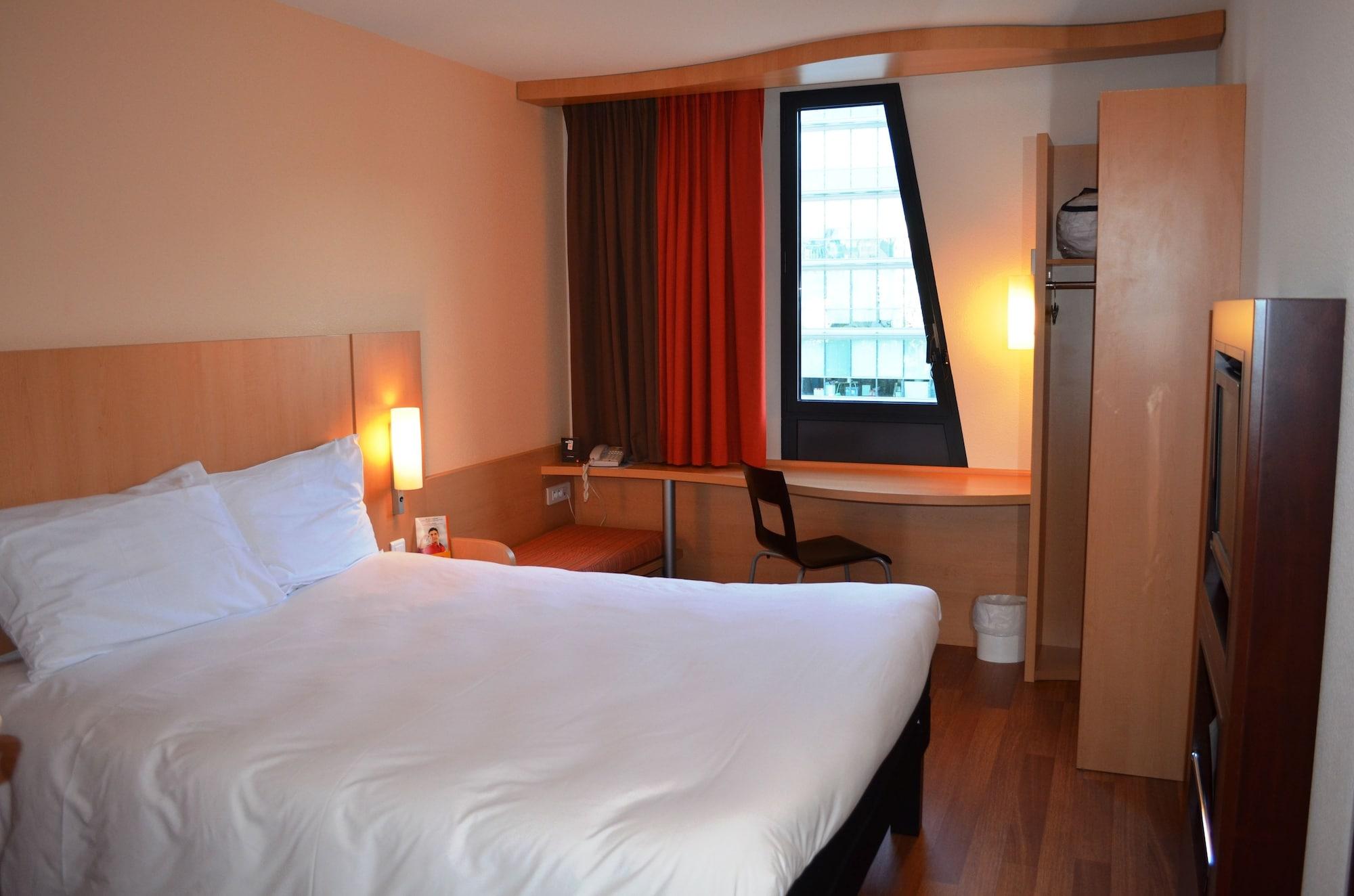 ไอบิส มาร์เซย ซองทร์ ยูโรเมด Hotel มาร์กเซย ภายนอก รูปภาพ