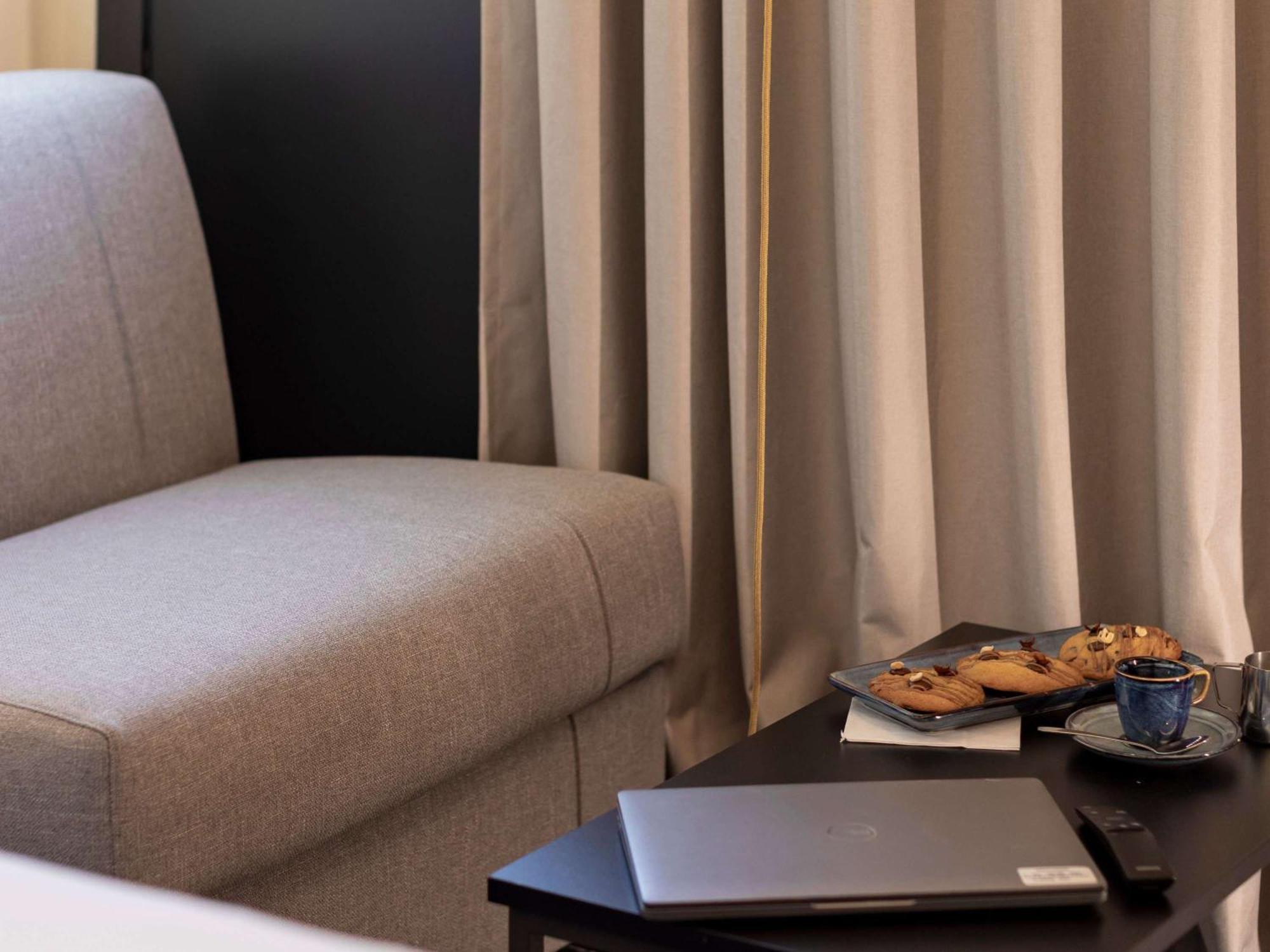 ไอบิส มาร์เซย ซองทร์ ยูโรเมด Hotel มาร์กเซย ภายนอก รูปภาพ
