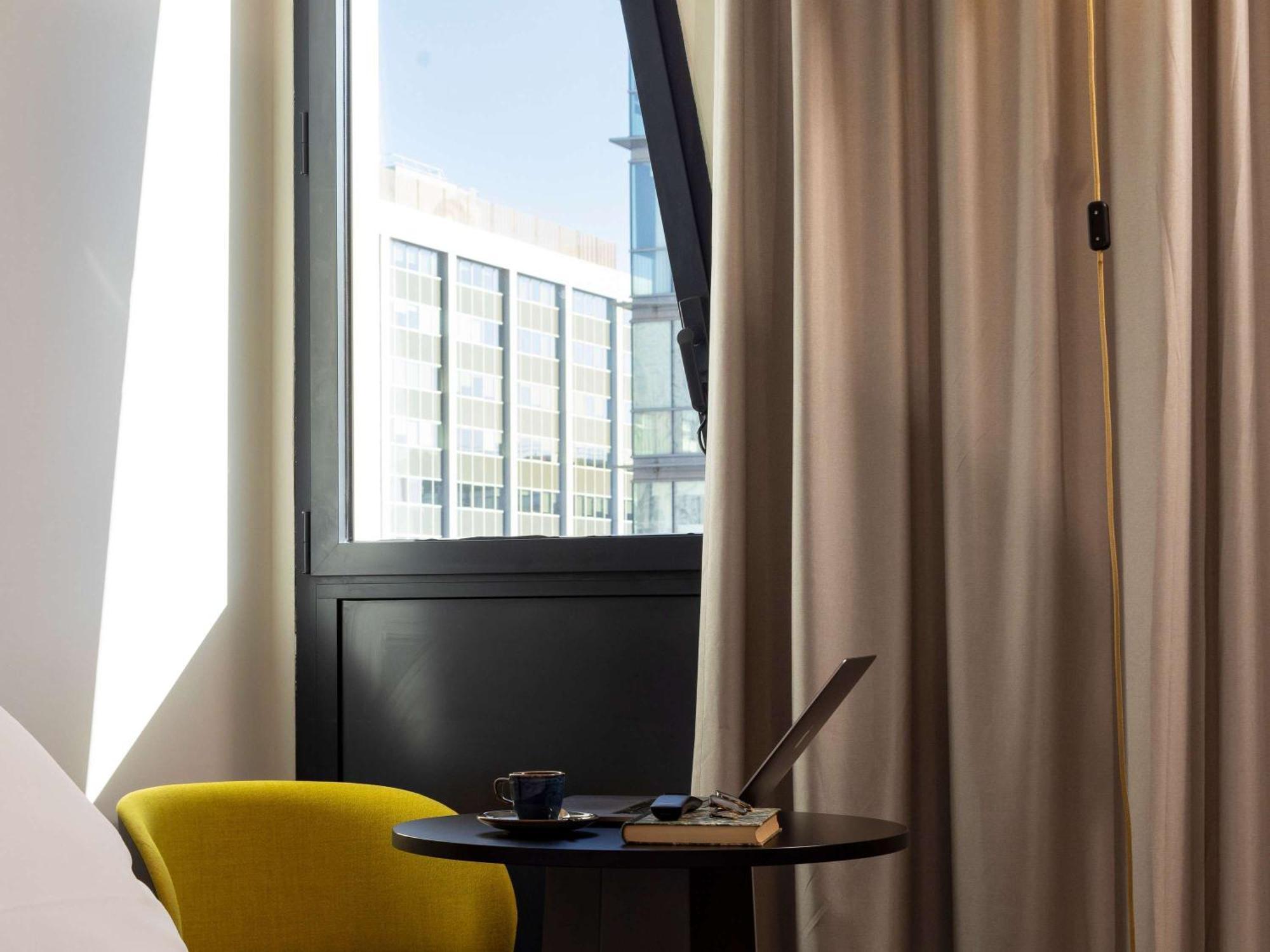 ไอบิส มาร์เซย ซองทร์ ยูโรเมด Hotel มาร์กเซย ภายนอก รูปภาพ