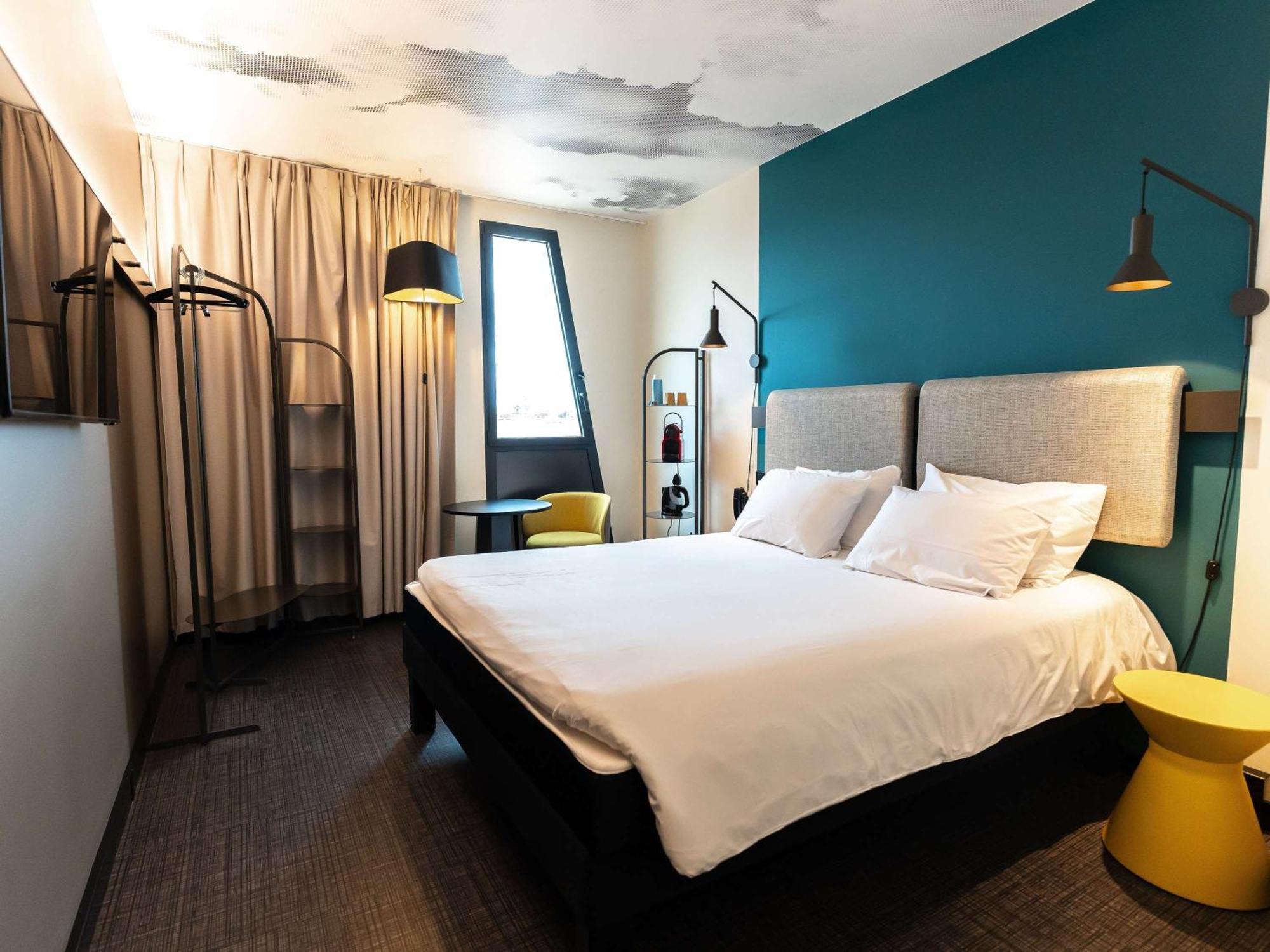 ไอบิส มาร์เซย ซองทร์ ยูโรเมด Hotel มาร์กเซย ภายนอก รูปภาพ